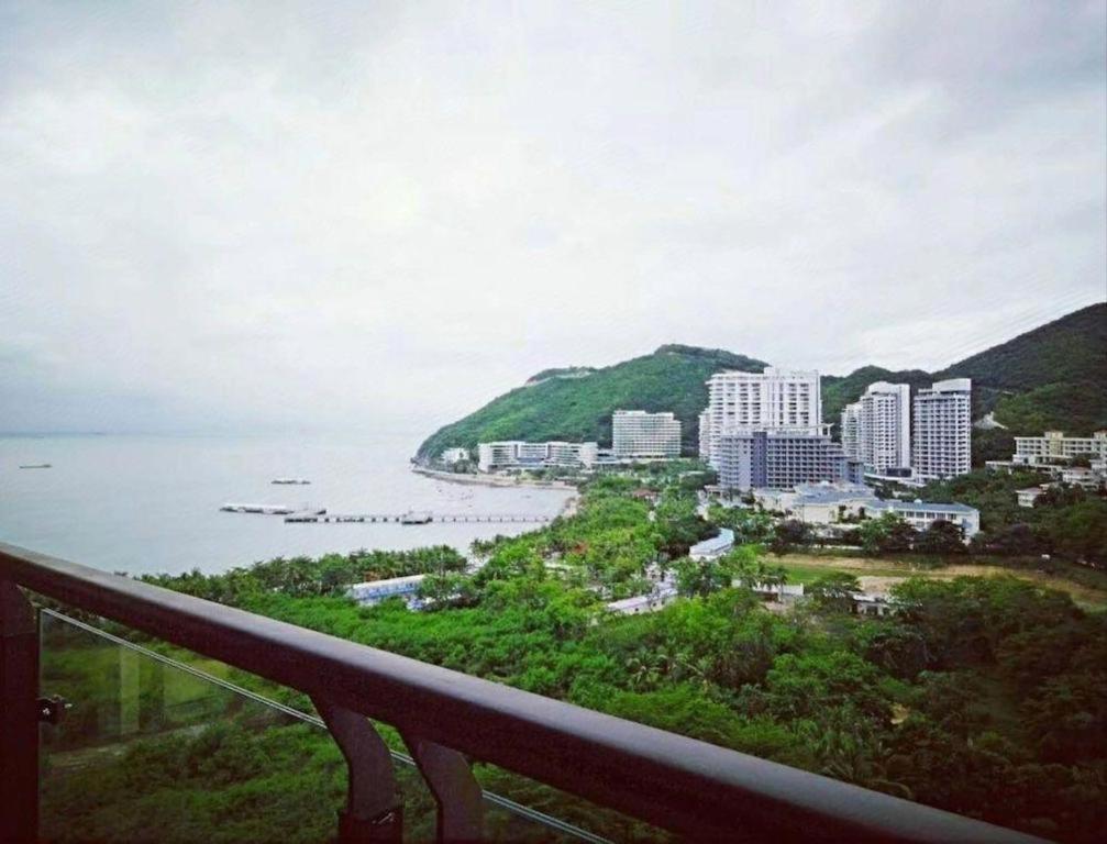 Sanya Shanghai Huating Boutique Resort Hotel Esterno foto