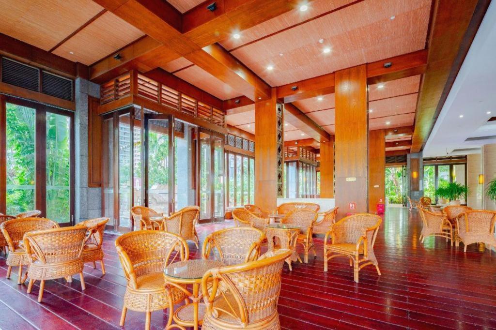 Sanya Shanghai Huating Boutique Resort Hotel Esterno foto