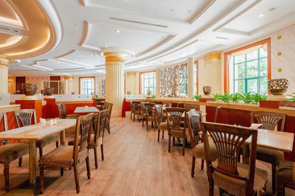 Sanya Shanghai Huating Boutique Resort Hotel Esterno foto